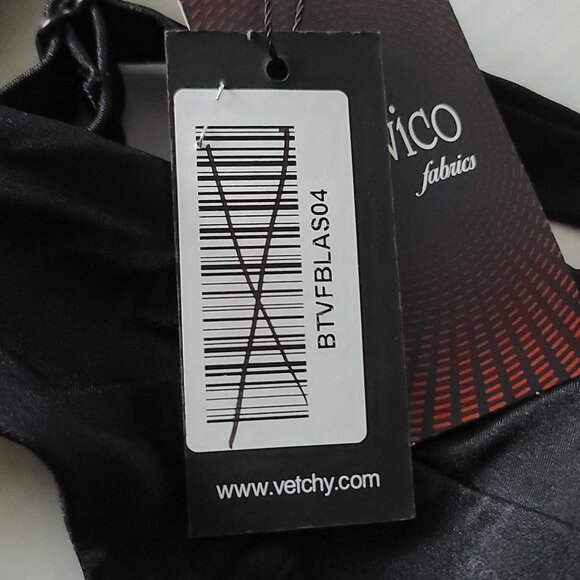 Vetchy Women’s VISTA BIKINI Top Black Size Medium Support Comfort Adjustable NWT - Picture 10 of 10